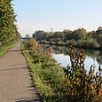 der Kanal mit grüner Hängebrücke