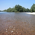 Zusammenfluss von Loue (rechts) und Doubs