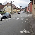 Einbahnstrasse mit Veloerlaubnis in Delle