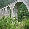Bahn-Brücke über den Ain bei Bolozon